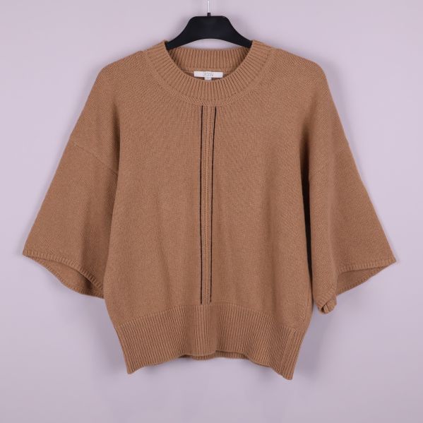Beige stickadtröja med vid ärm 