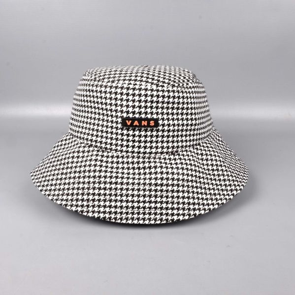 Modestatement i hundtandsmönster