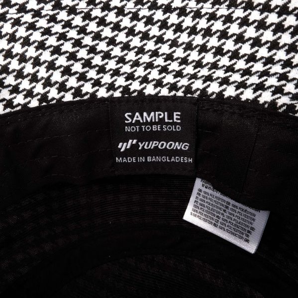 Tillverkare och materialdetaljer