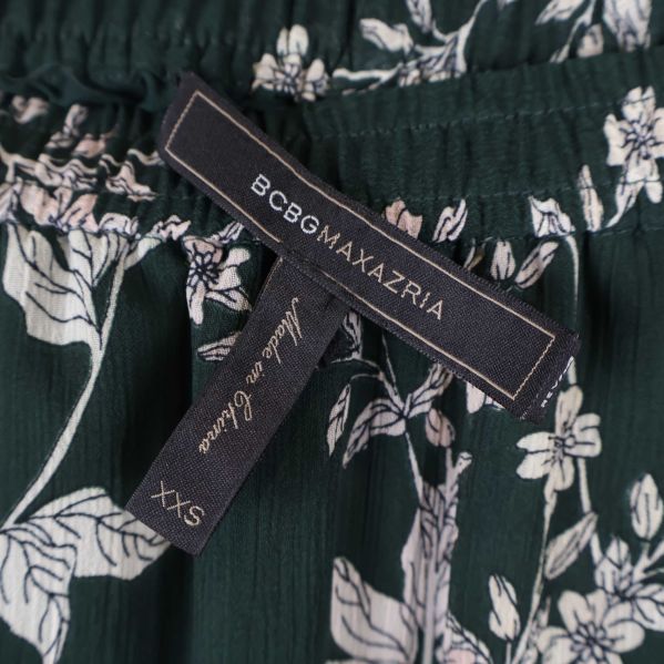 Varumärkesetikett med storlek