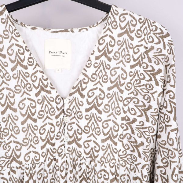 Detaljer med knappar