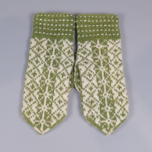 Tumvantar i grönt och vitt bredvid varandra