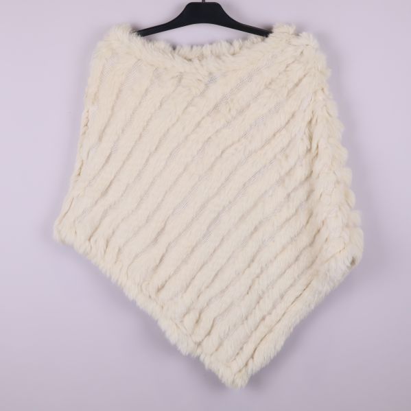 Gräddvit pälsponcho, framsida