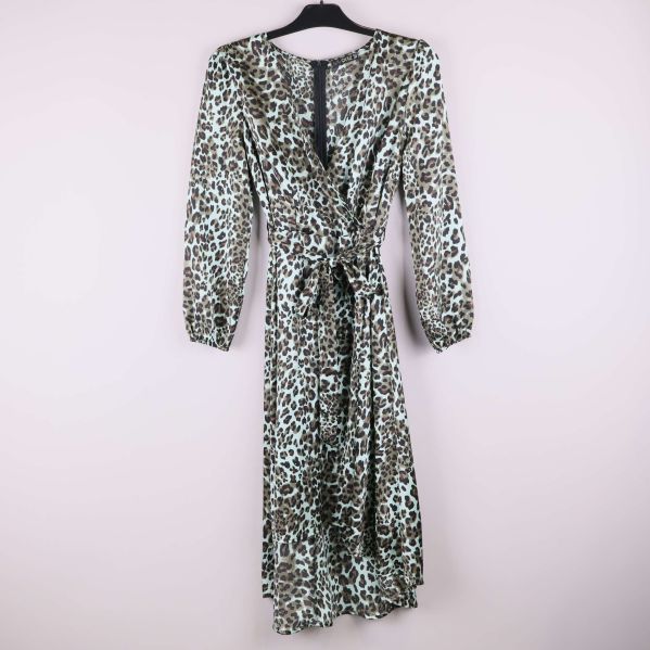 Leopardmönstrad midiklänning framifrån 