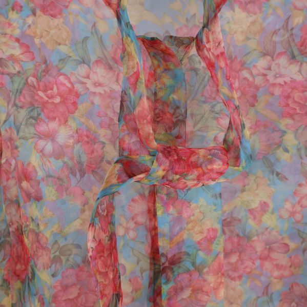 Dekorativ frontknytning