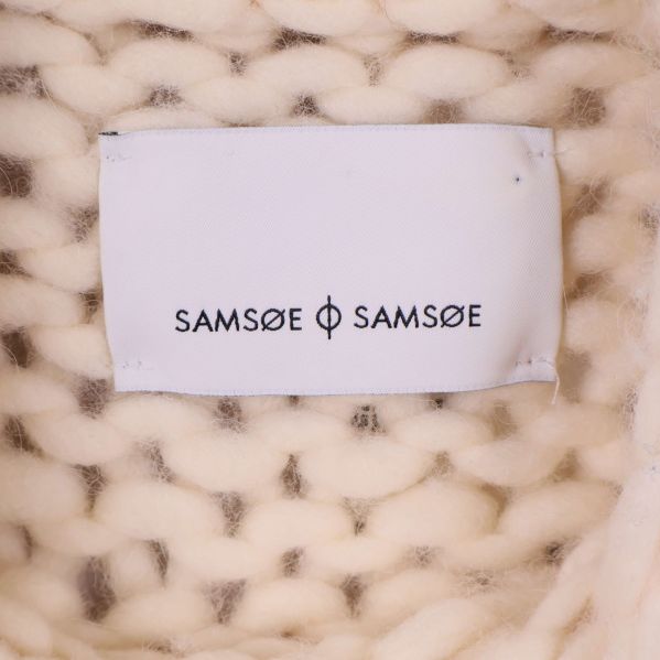 Samsøe Samsøe etikett på insidan av polotröjan
