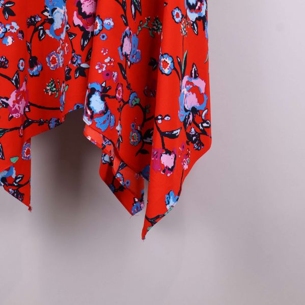 Asymmetrisk nederkant