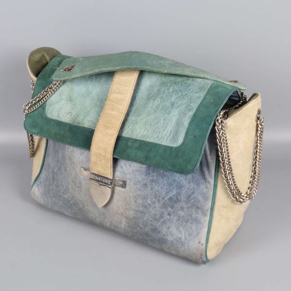 Väska med chain strap och vintage känsla