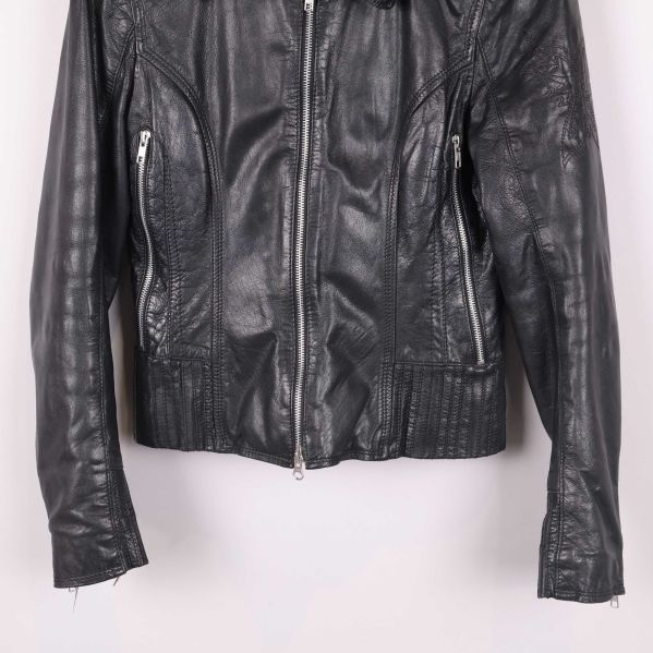 Dragkedjor och struktur i skinnet