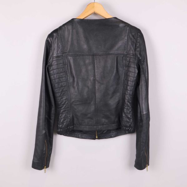 Baksidan med quiltade detaljer