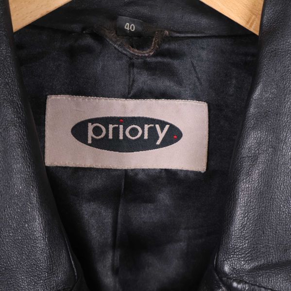 Priory-märkning i nacken