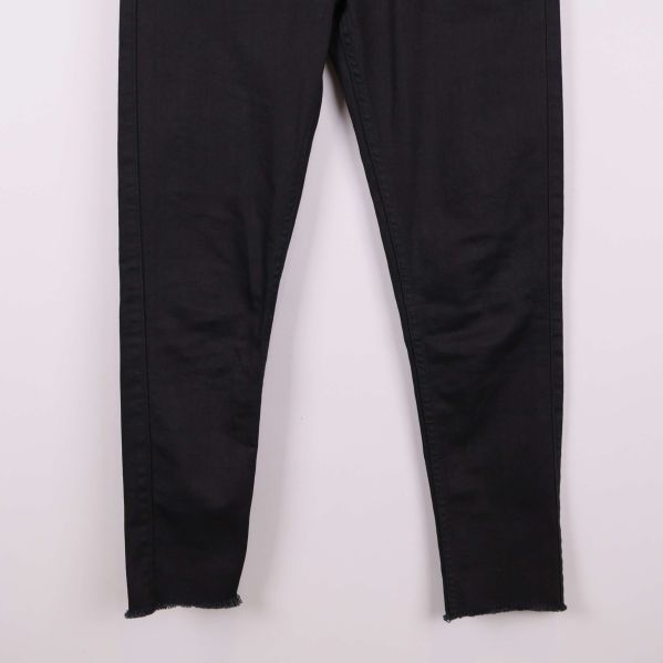 Bakficka och varumärkesetikett