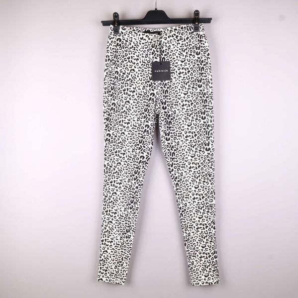 Leopardmönstrade byxor framsida