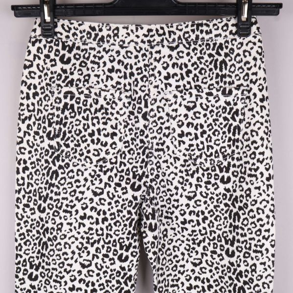 Detaljmönster på byxor