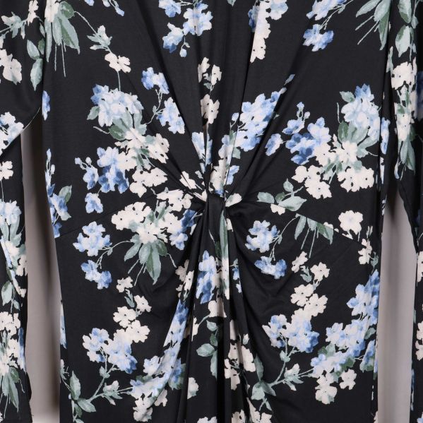 Detajlerat blommigt mönster