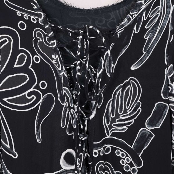 Snörning på överdelen