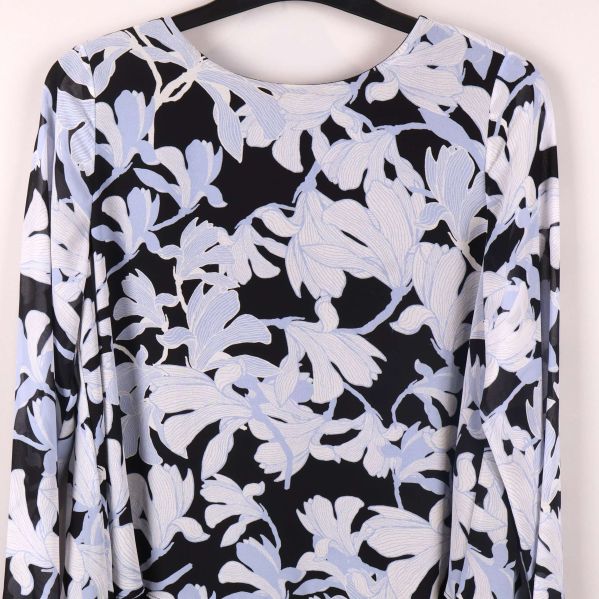 Närbild av blommönster