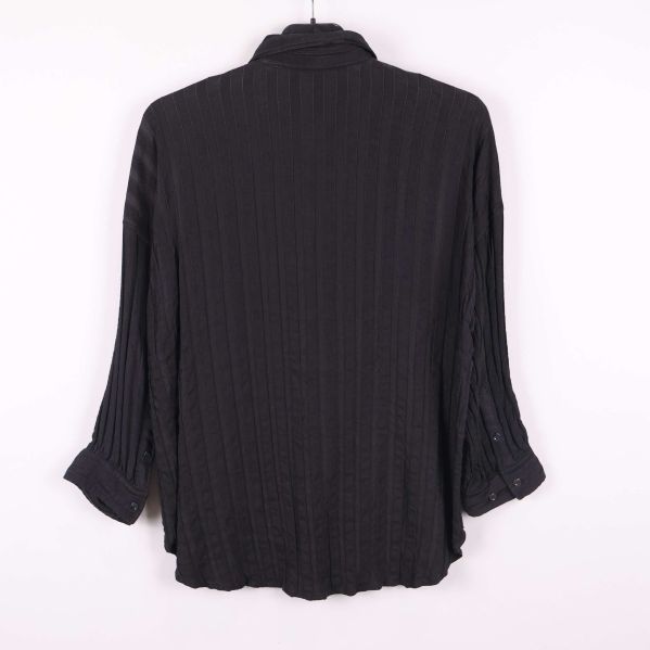 Randig skjorta bakifrån