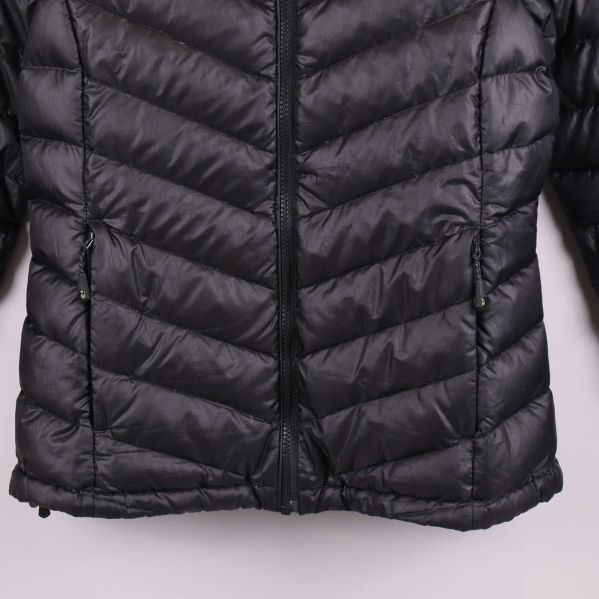 Nederdel av jacka med fickor och dragkedja