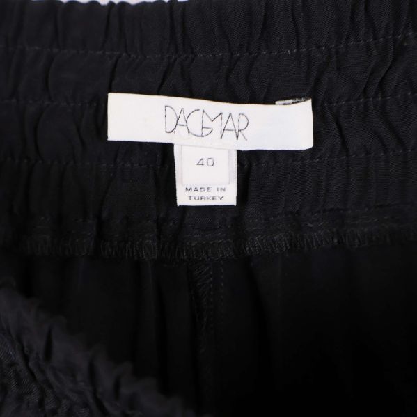 Storleksetikett Dagmar med storlek 40 och tillverkningsland