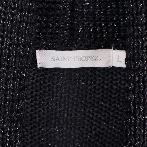 Närbild på Saint Tropez-märke med storlek L