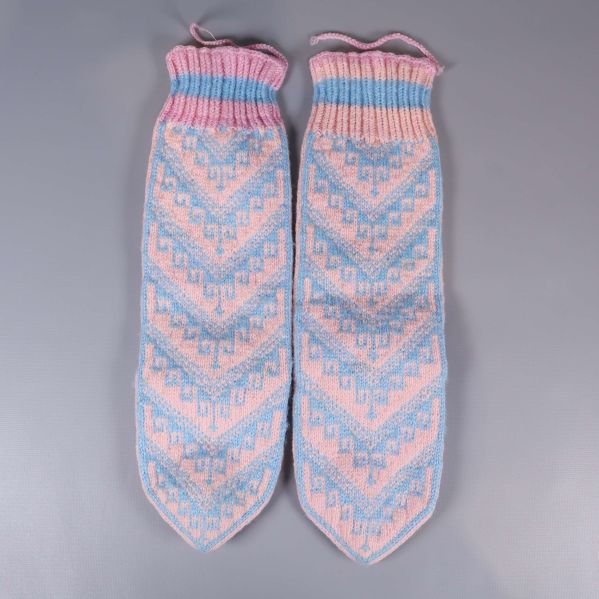 Båda sockorna sida vid sida, rätsidan synlig