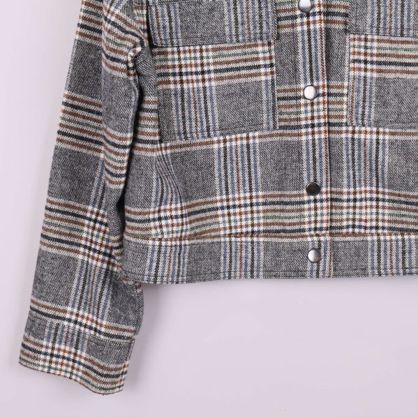 Nederkant och ärmdetalj