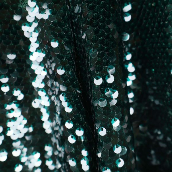 Avslut och ärmslut med paljetter