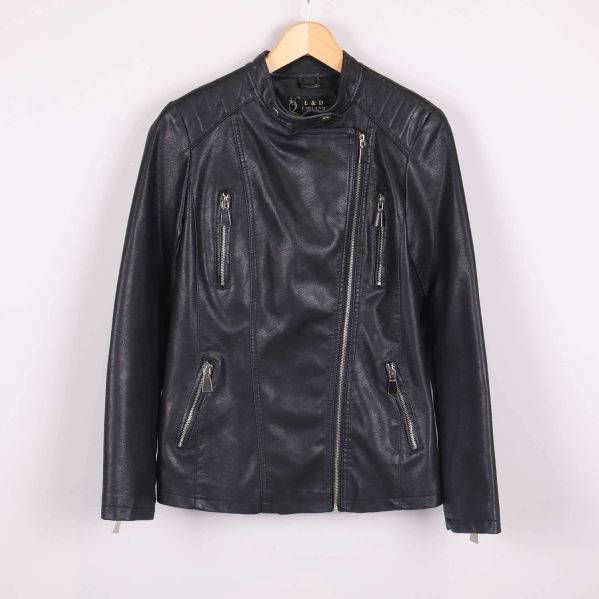 Jakans fram- och dragkedjedetaljer