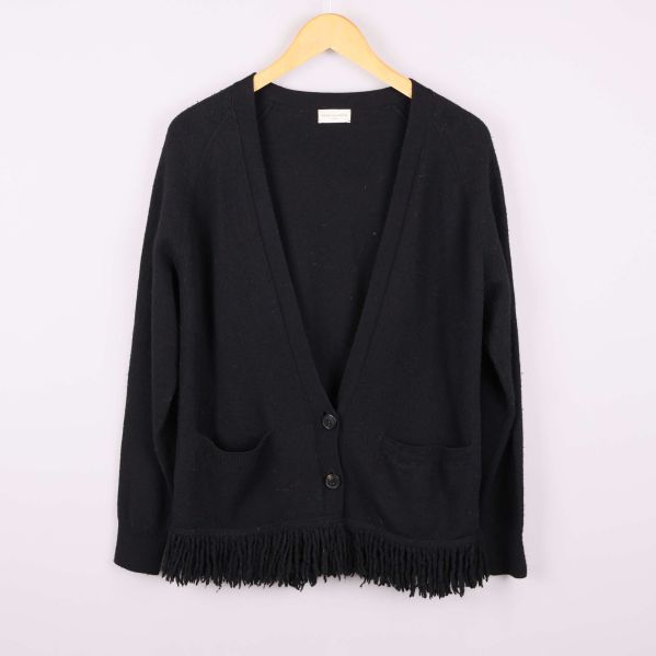 Kofta med fransar och fickor