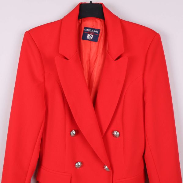 Detalj av krage och axel