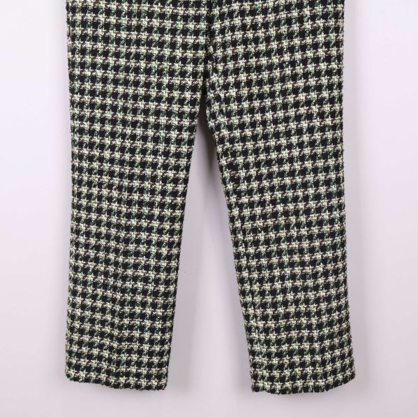 Fickdetaljer och midja