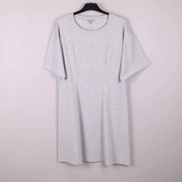 Framsida i relaxed fit