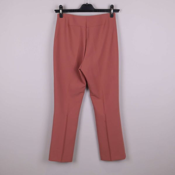 Baksida med raka ben