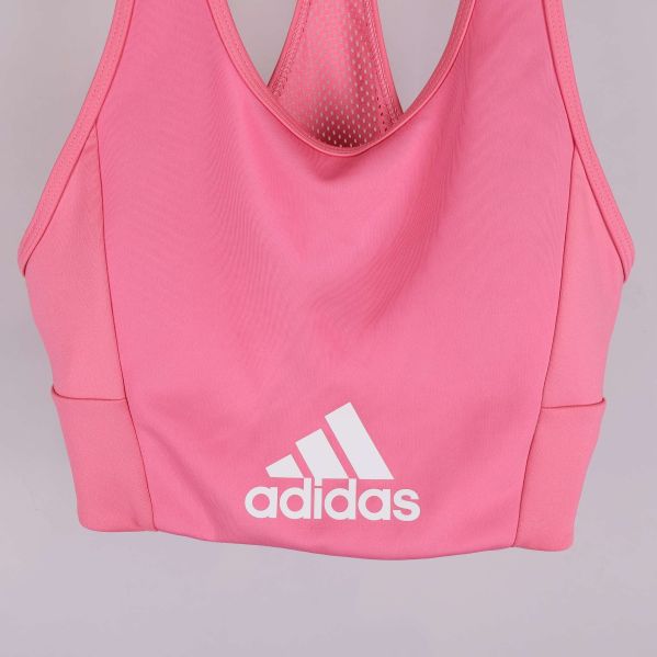 Framsida av tränings-bh med Adidas-logga och bred resår