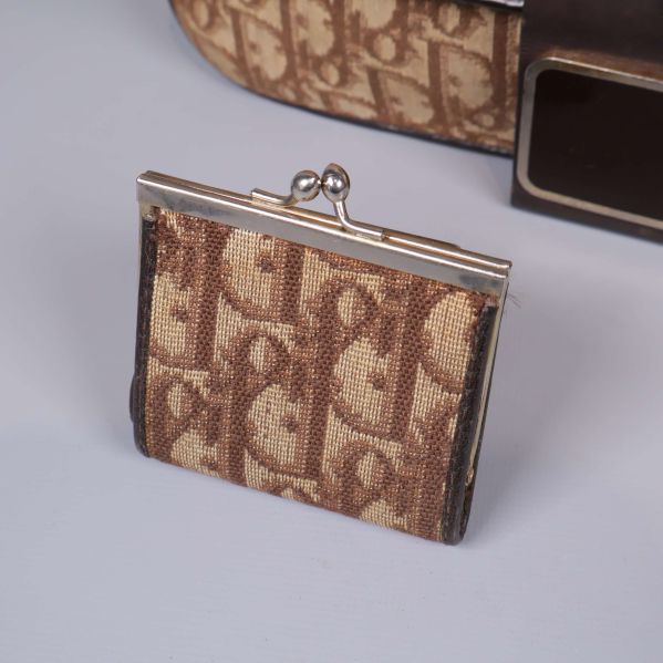 Matchande liten plånbok