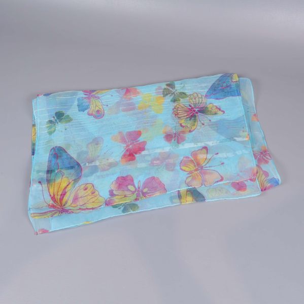 Vikt ljusblå scarf med blommor och fjärilar
