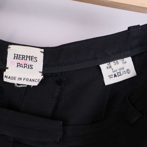 Hermès Paris etikett i byxlinningen