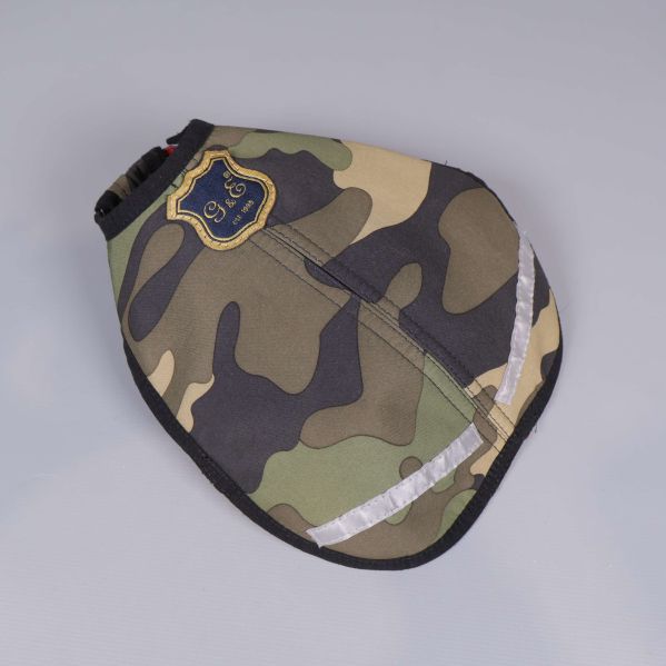 Hundväst med kamouflagemönster och reflexband