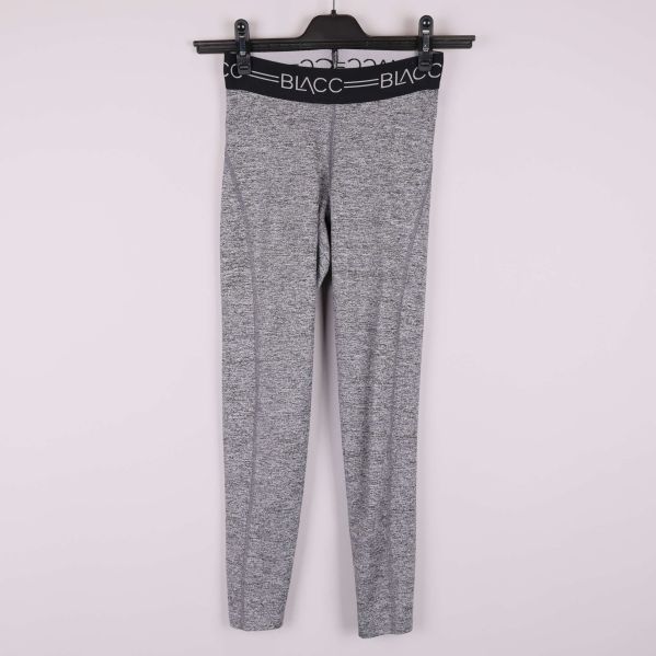 Gråmelerade leggings med svart logoresår fram