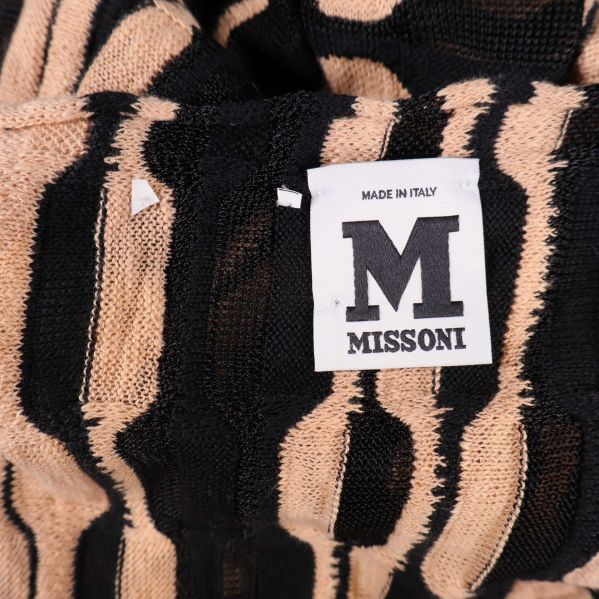 Missoni logotypetikett på stickad halsduk