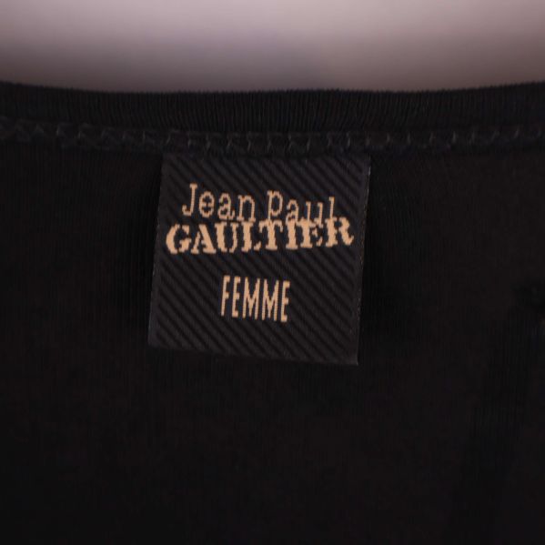 Jean Paul Gaultier Femme etikett i halsringning