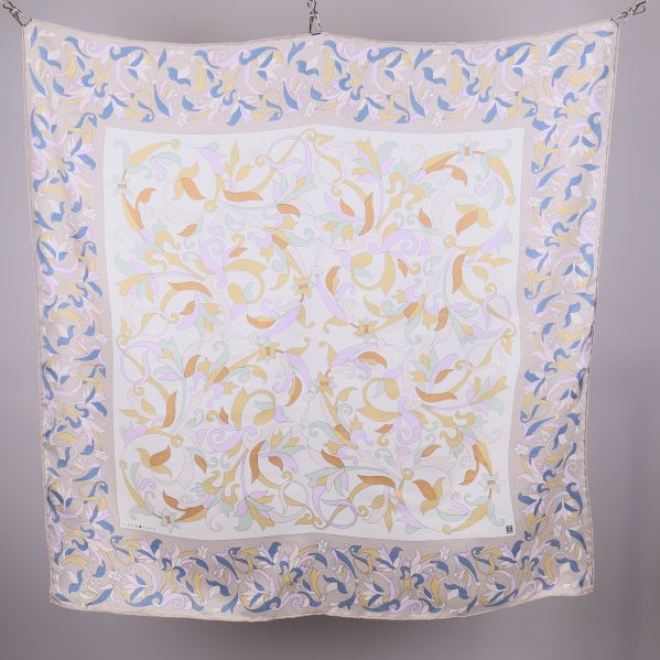 Scarf från ovan visar hela mönstret i pastell