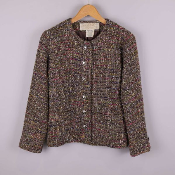 Flerfärgad bouclékofta  framifrån