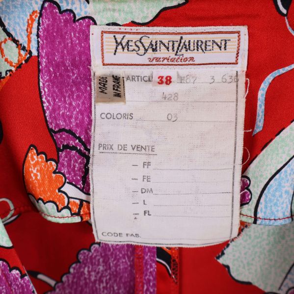 Yves Saint Laurent-etikett med storlek och artikelnummer