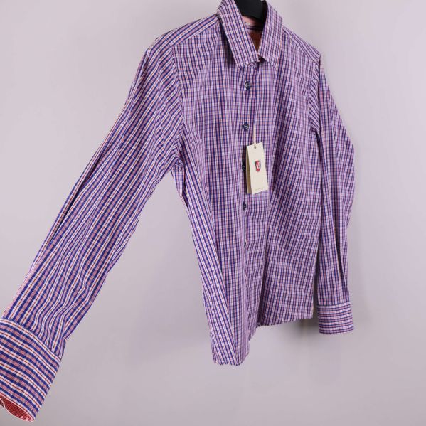 Skjorta i rutigt mönster med utsträckt ärm