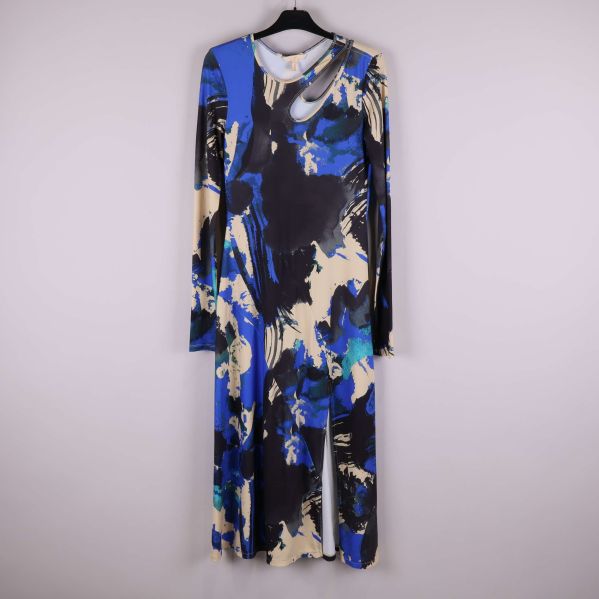 Långärmad klänning med abstrakt mönster i blå toner