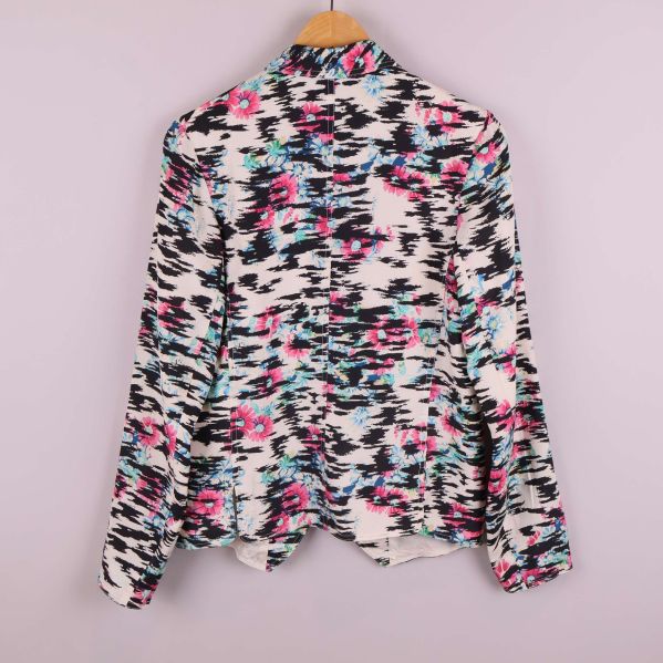 Baksidan av kavaj med samma mönster