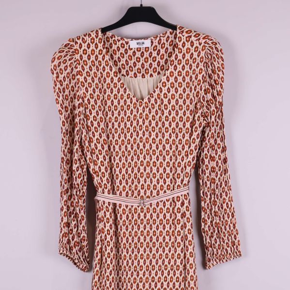 Övre del av klänningen med V-ringning och puffad axel