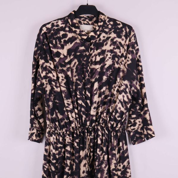 Detaljbild överdel med resår och mönster